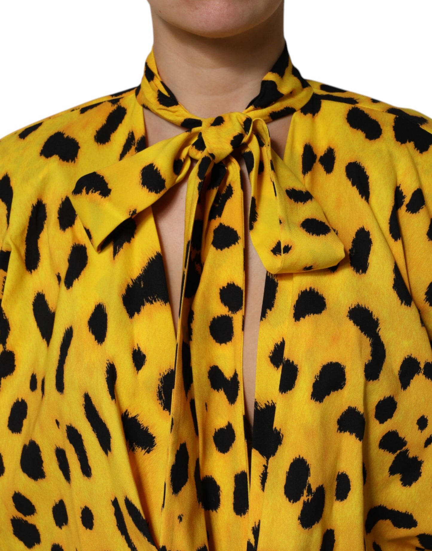 Dolce & Gabbana – Gelbes Jumpsuit-Kleid mit langen Ärmeln und Leopardenmuster