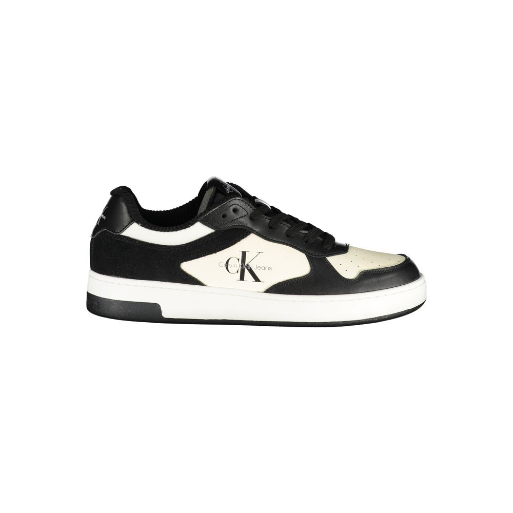 Calvin Klein – Elegante schwarze Sneakers mit Kontrastdetails
