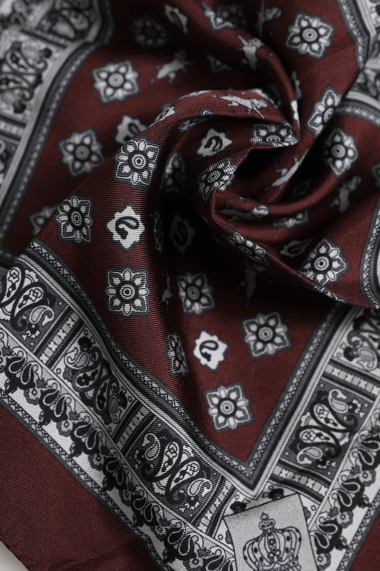 Dolce & Gabbana Bordeaux Bandana Seidentuch Quadratisch