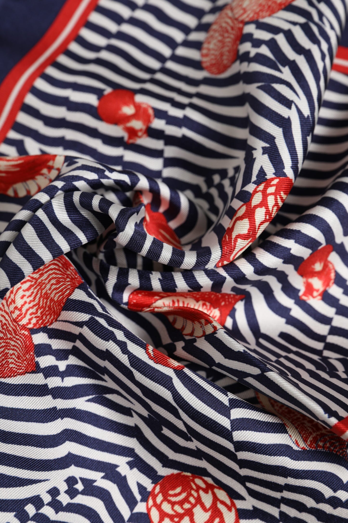 Dolce & Gabbana Multicolor Seashells Square Herren Foulard Schal