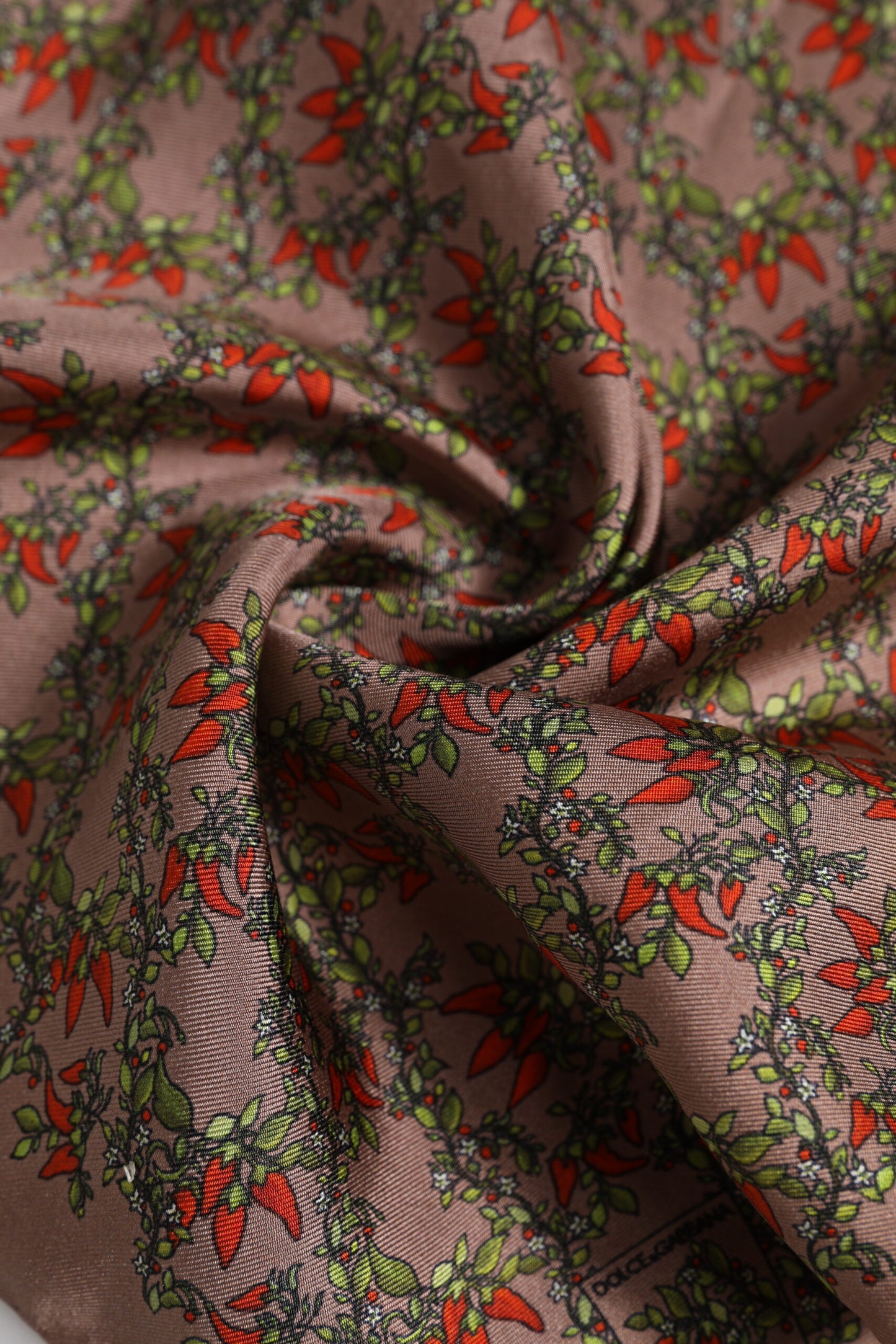 Dolce & Gabbana Brauner Chilis Silk Square Herren Foulardschal