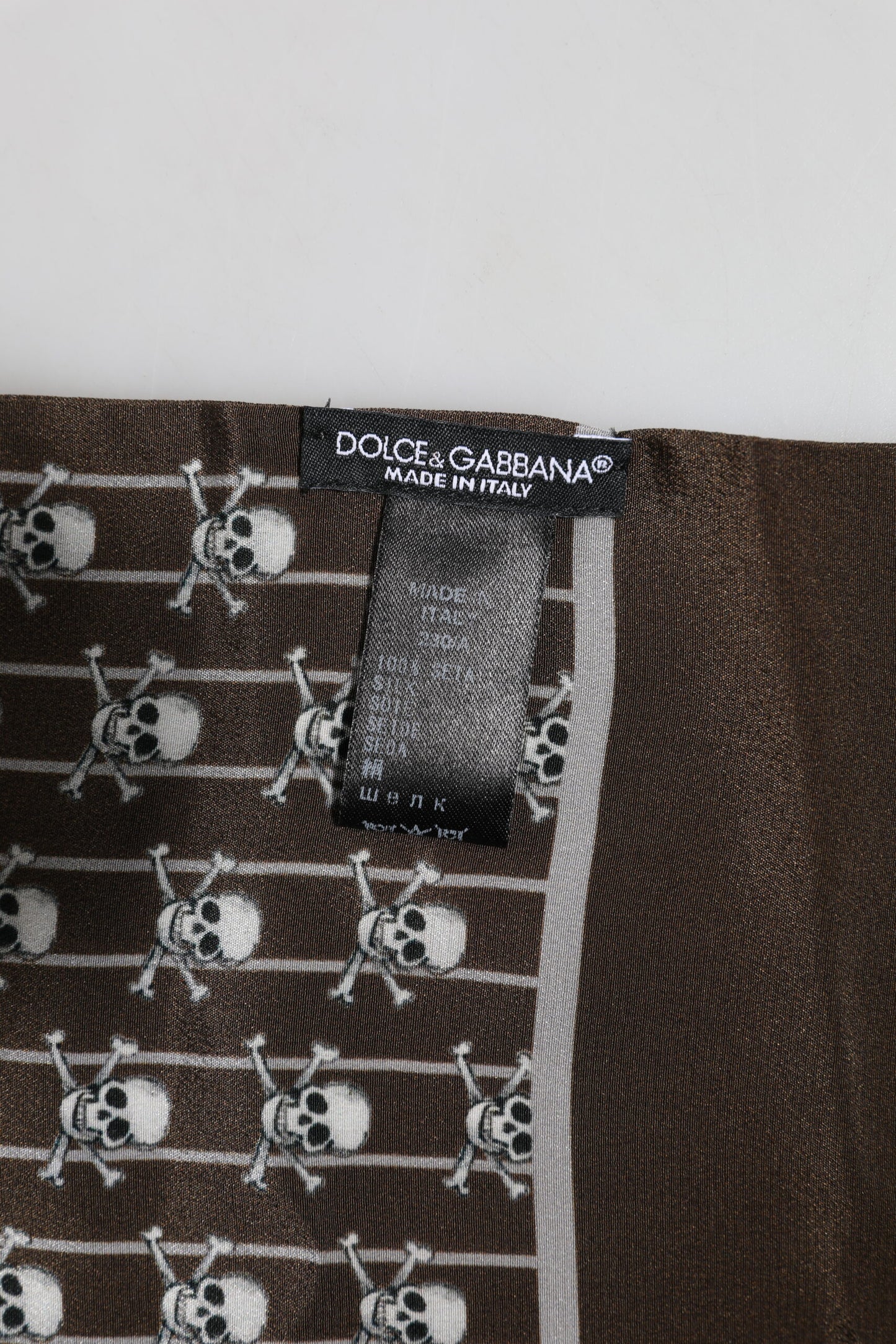 Dolce & Gabbana – Brauner Foulardschal mit Fransen und Totenkopf-Print