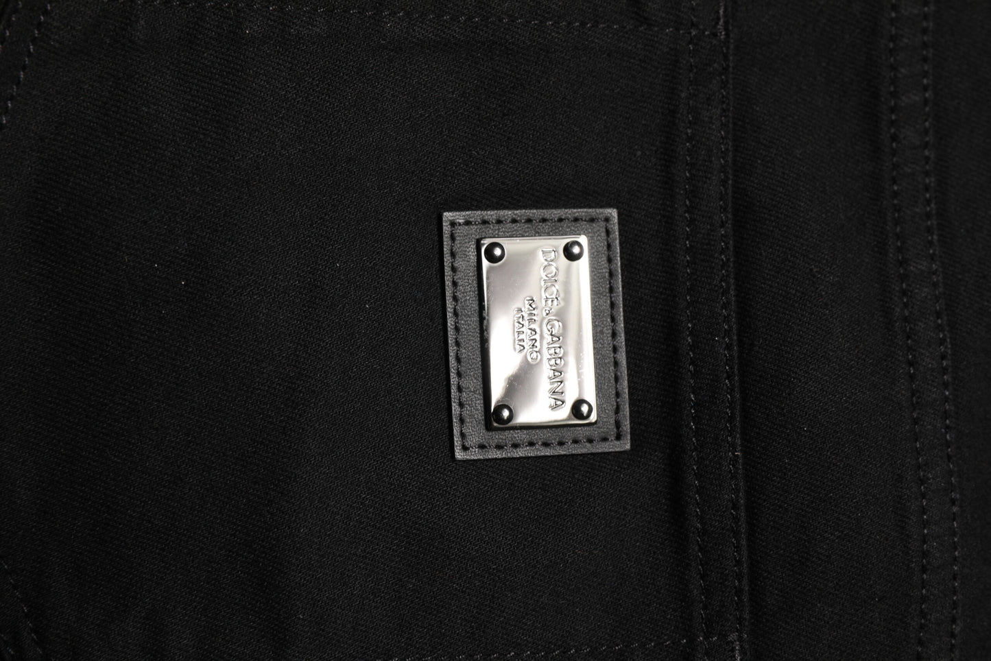 Dolce & Gabbana – Schwarze Jeans aus Baumwoll-Denim mit Logo-Plakette