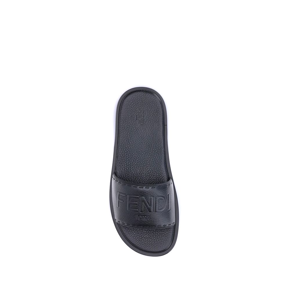 Fendi Sandalen mit Logo