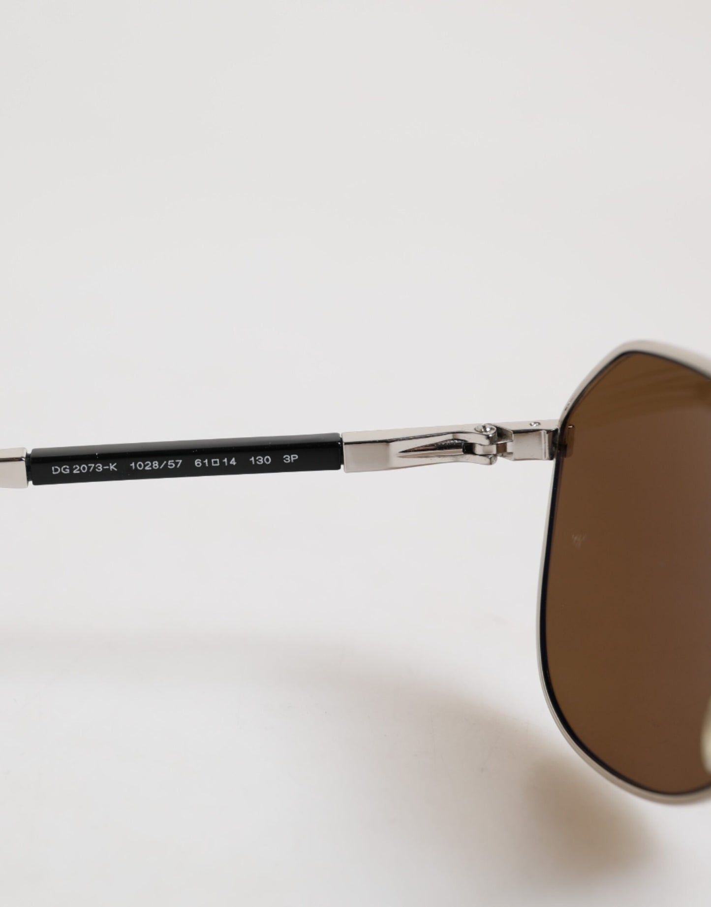 Dolce & Gabbana DG2073 Klassische Pilotensonnenbrille aus silbernem Stahl mit braunen Gläsern