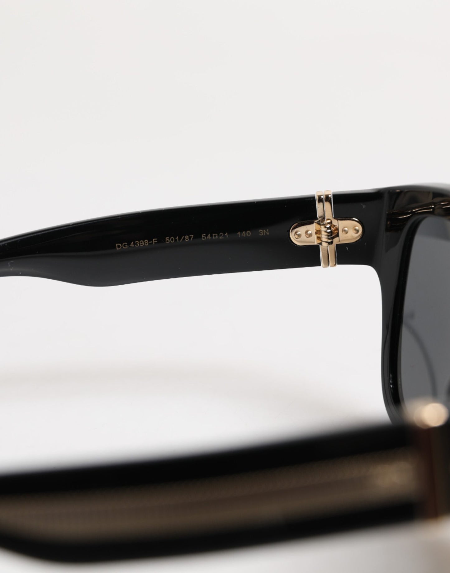 Dolce & Gabbana Schwarze quadratische Acetat-Sonnenbrille DG4398-F
