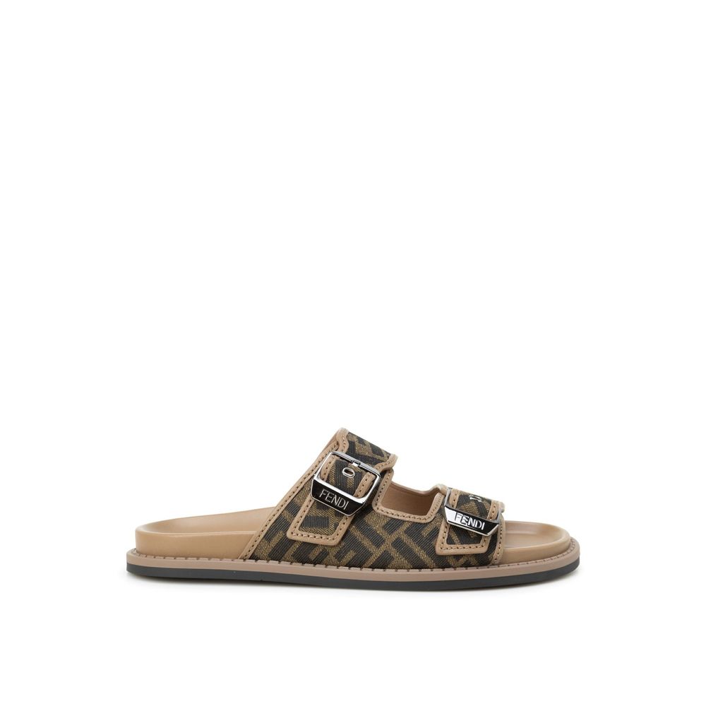 Fendi FF Flache Sandalen