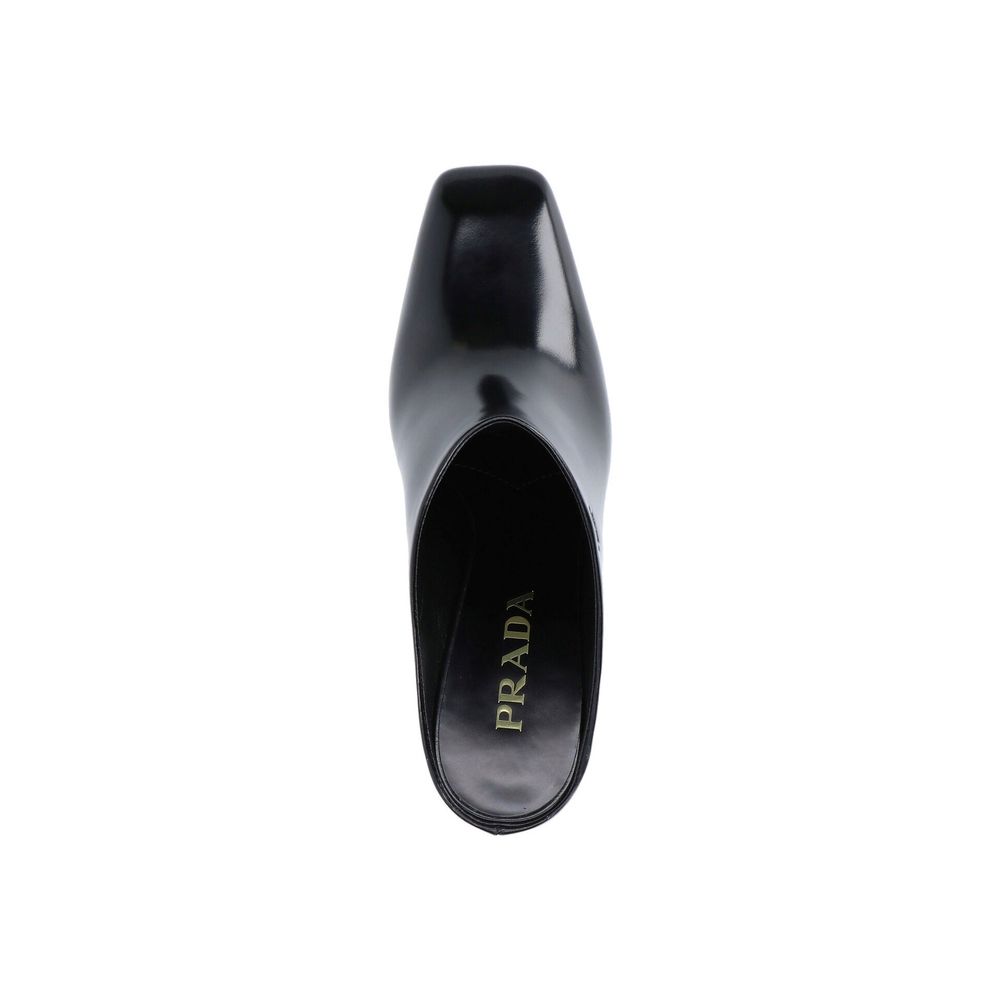 Prada – Pantoletten aus Leder mit Logo