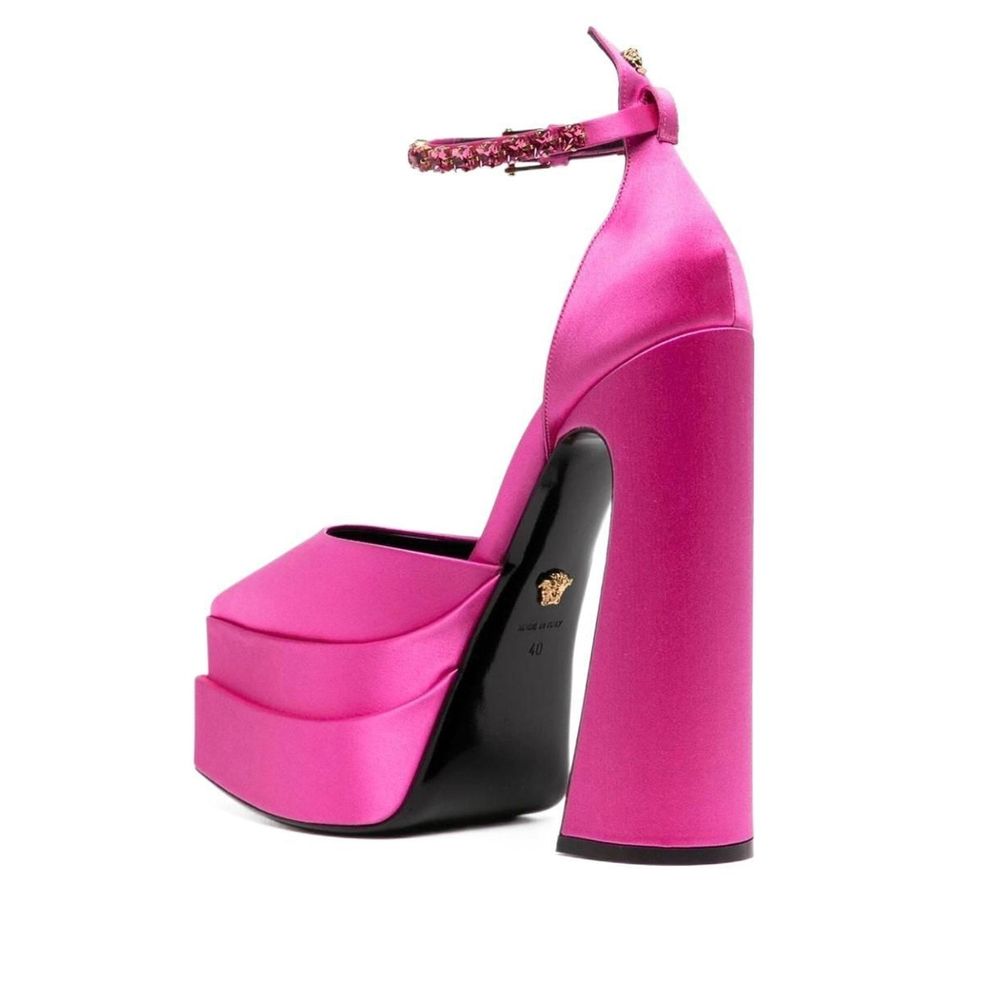 Versace Pumps aus Seidensatin