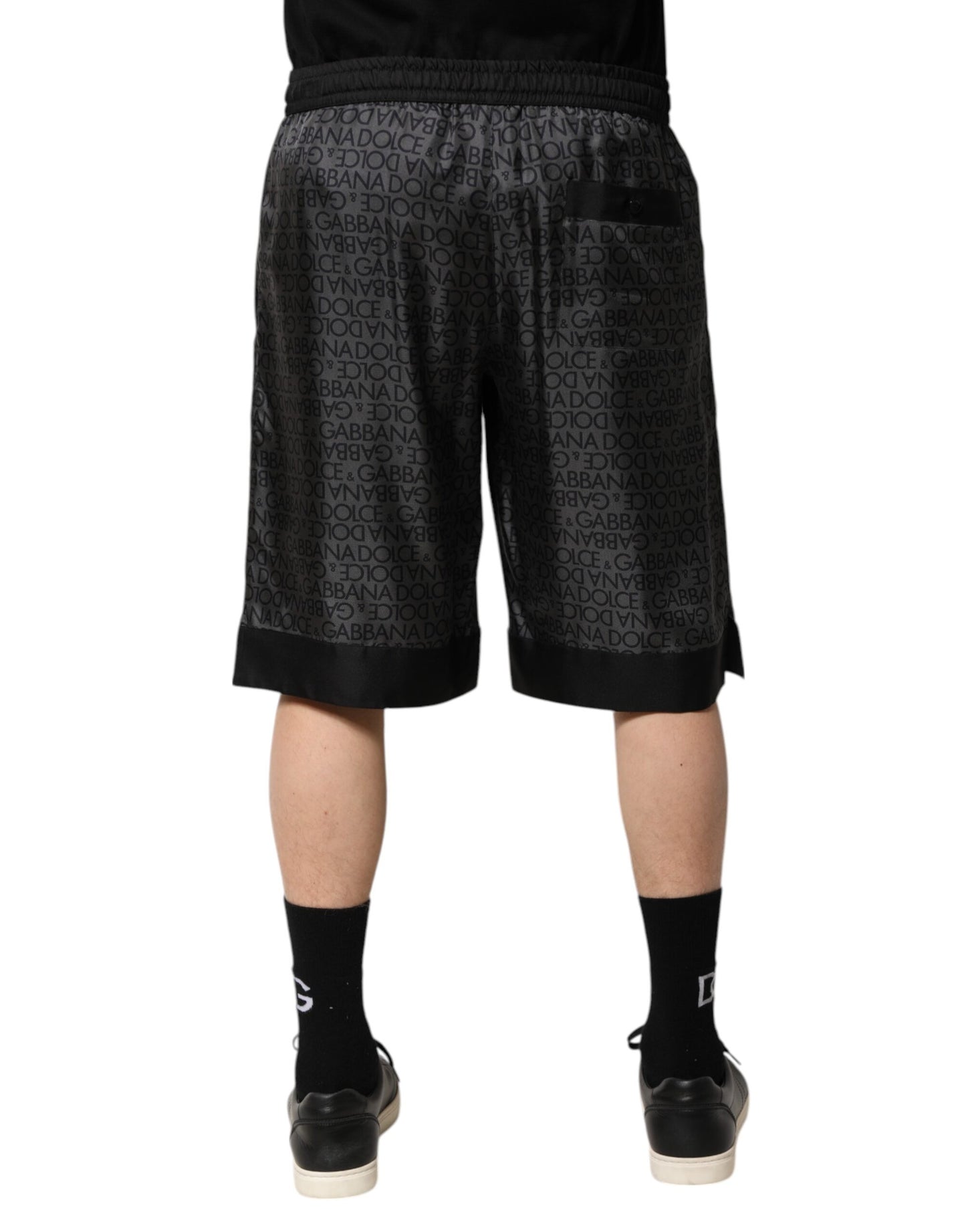 Dolce & Gabbana Grau-schwarze Bermudashorts aus Seide mit DG-Logo für Herren