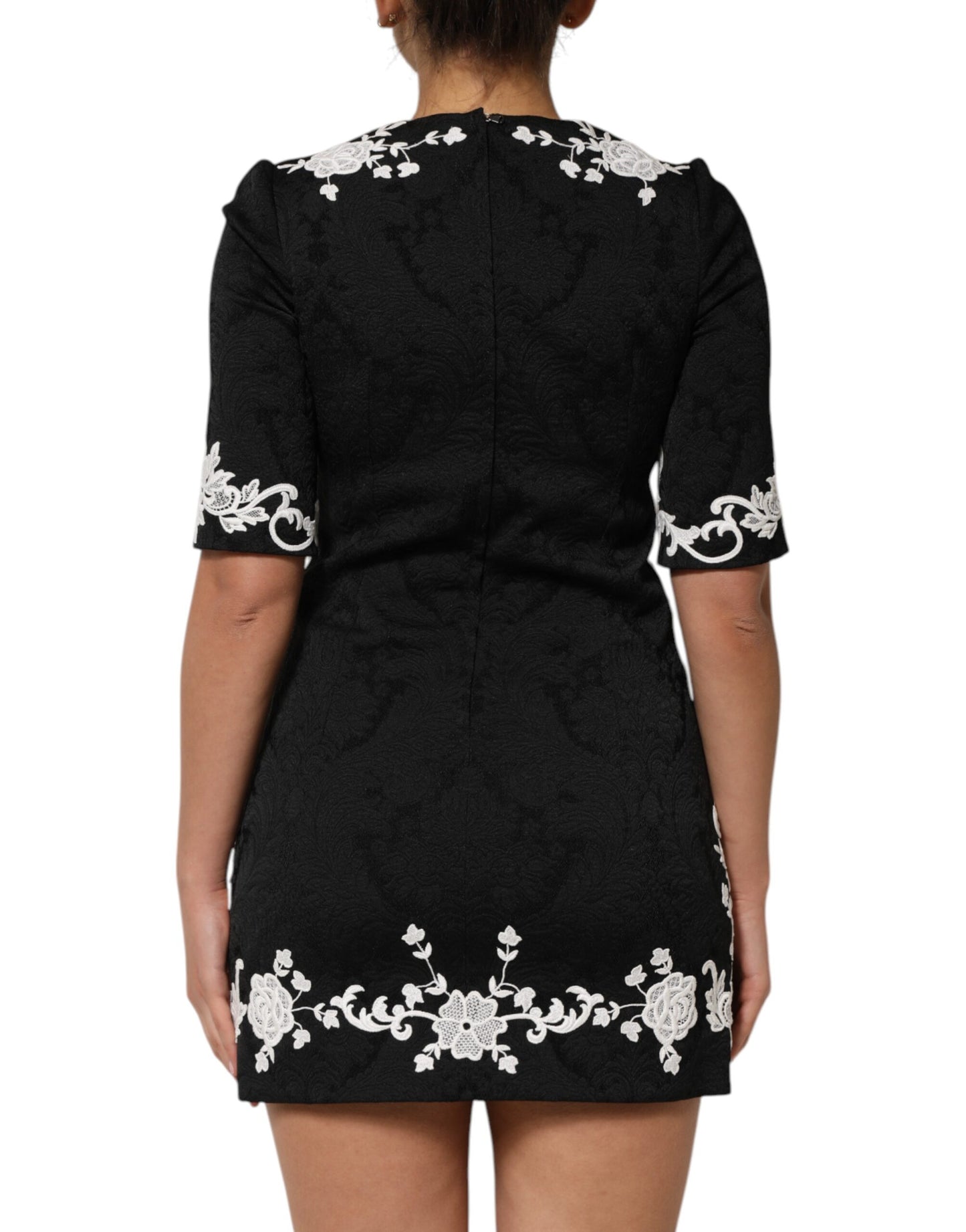 Dolce & Gabbana – Schwarzes A-Linien-Kleid mit kurzen Ärmeln und Spitzenbesatz