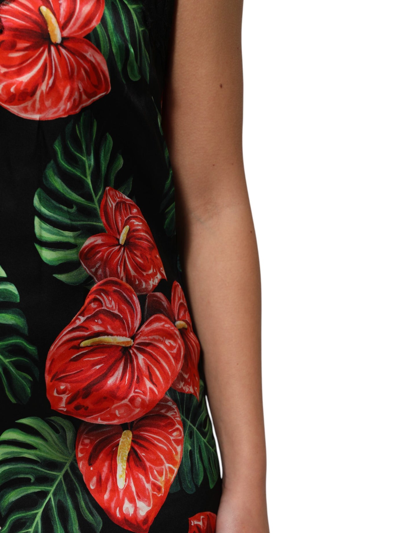 Dolce & Gabbana – Schwarzes Dessous-Unterkleid mit floralem Spitzenbesatz