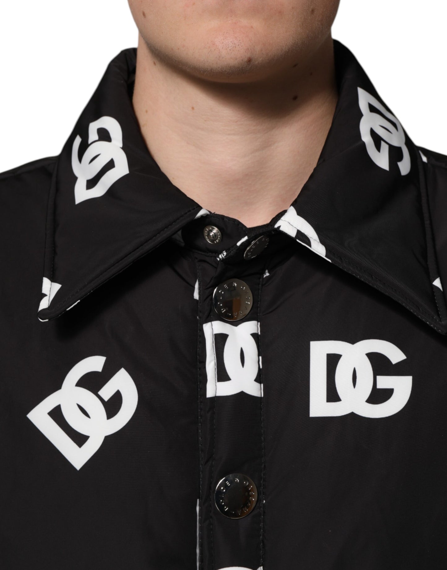 Dolce & Gabbana – Schwarze Windjacke aus Nylon mit DG-Monogramm