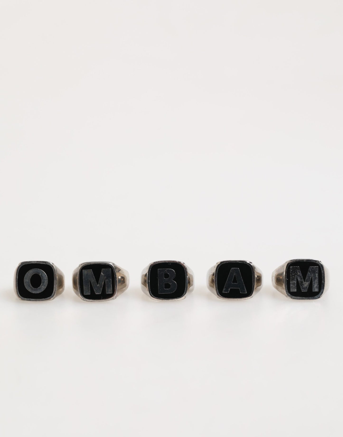 Dolce & Gabbana – Silberfarbenes Messing-Schriftzug-Set, 5-teilig, verstellbarer Ring