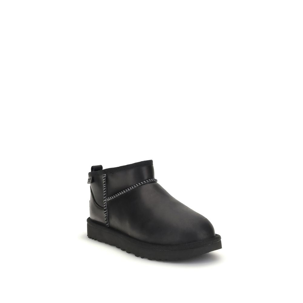 UGG Classic Ultra Mini-Stiefeletten