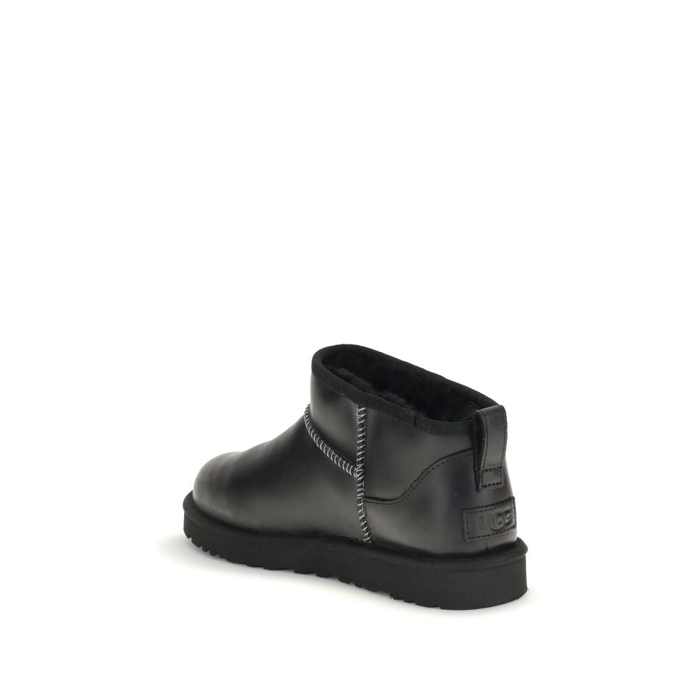 UGG Ultra Mini Schneestiefel aus Leder