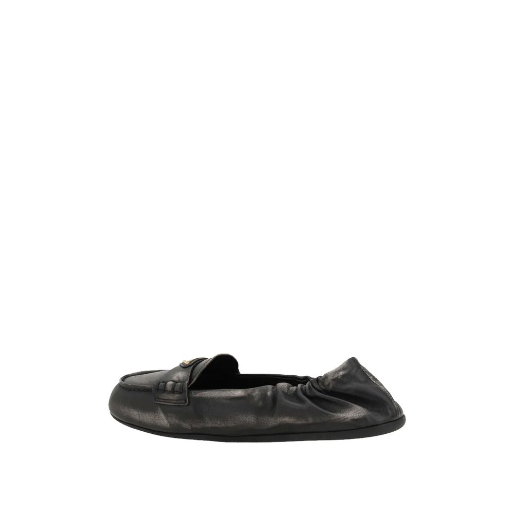 Prada – Loafer aus Leder mit Vintage-Effekt