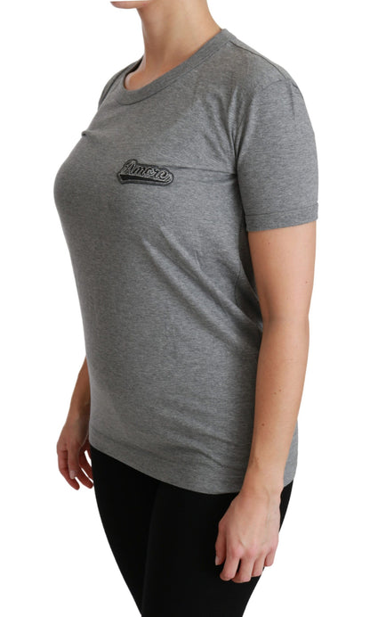Dolce &amp; Gabbana – Graues T-Shirt aus Baumwolle mit Rundhalsausschnitt und Amore-Patch