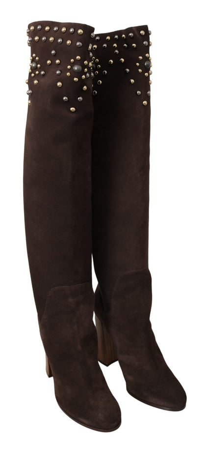 Dolce &amp; Gabbana – Kniehohe Stiefel aus Wildleder in Braun mit Nieten