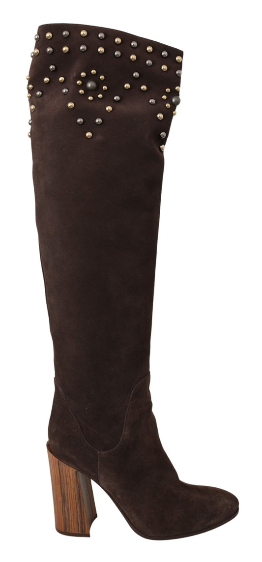 Dolce &amp; Gabbana – Kniehohe Stiefel aus Wildleder in Braun mit Nieten