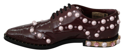 Dolce &amp; Gabbana – Bordeauxfarbene formelle Schuhe aus Leder mit Kristallperlen
