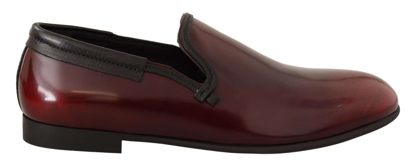 Dolce &amp; Gabbana – Bordeauxfarbene Loafer aus Lackleder