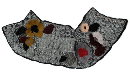 Dolce &amp; Gabbana – Schulterschal mit Blumenmuster und Wieselfell in Silber