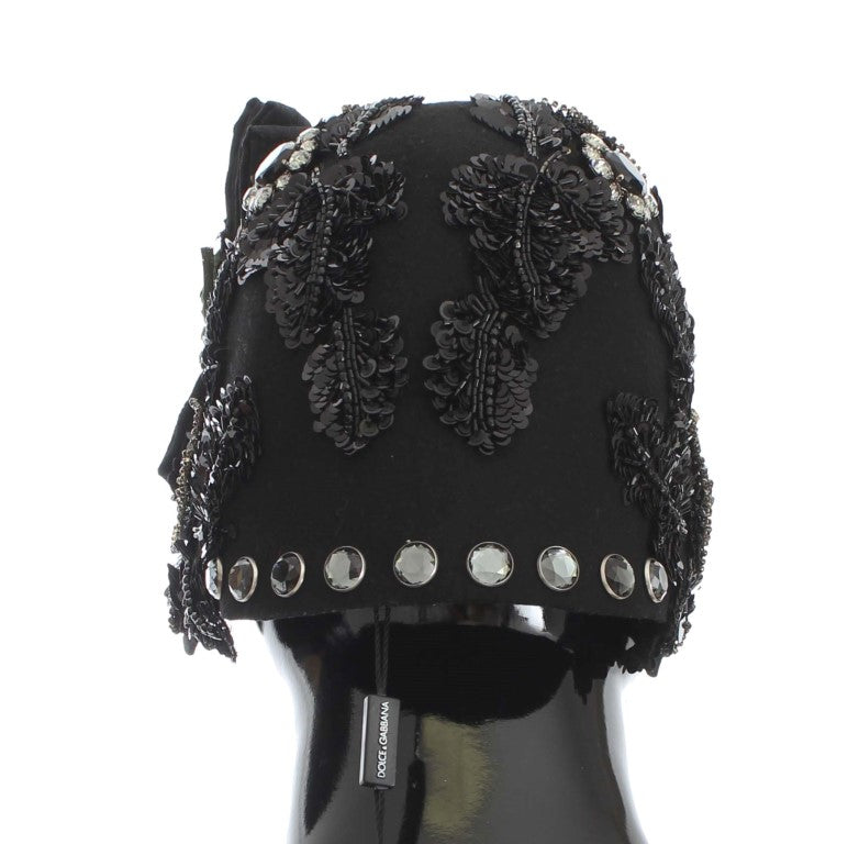 Dolce &amp; Gabbana – Broschenhut mit schwarzen Kristallen und goldenen Kirschen