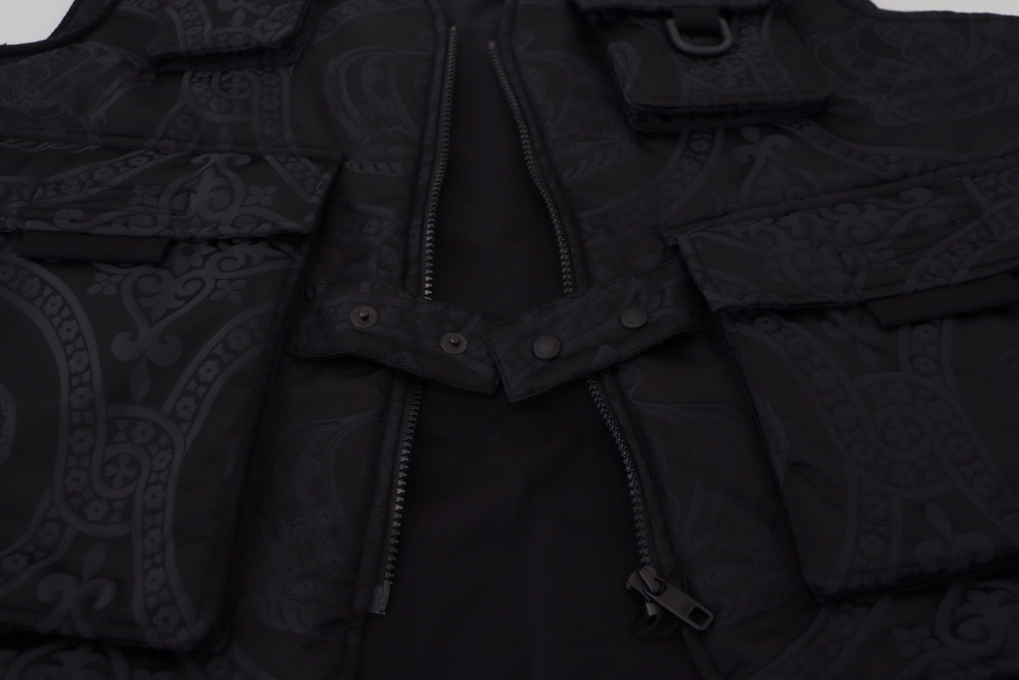 Dolce &amp; Gabbana Schwarze ärmellose Nylonjacke mit durchgehendem Reißverschluss