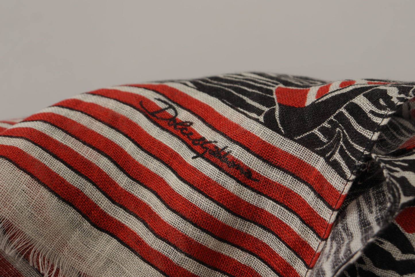 Dolce &amp; Gabbana – Schal aus Leinen mit Segelboot-Streifenmuster, schwarz/rot
