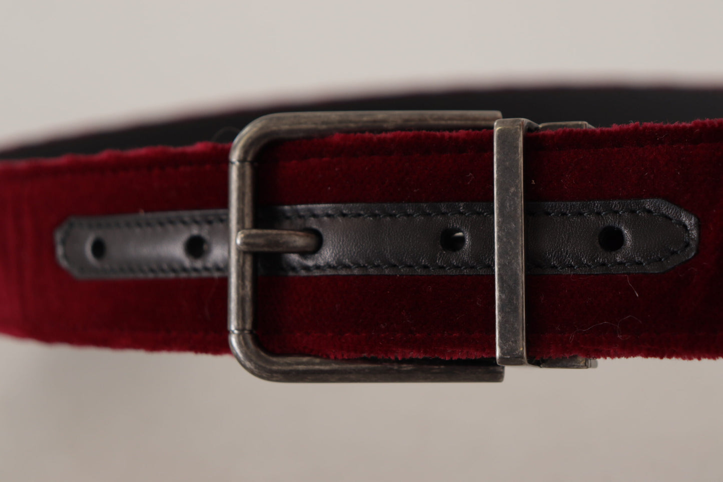 Dolce &amp; Gabbana – Breiter Vintage-Gürtel aus kastanienbraunem Samtleder mit Metallschnalle