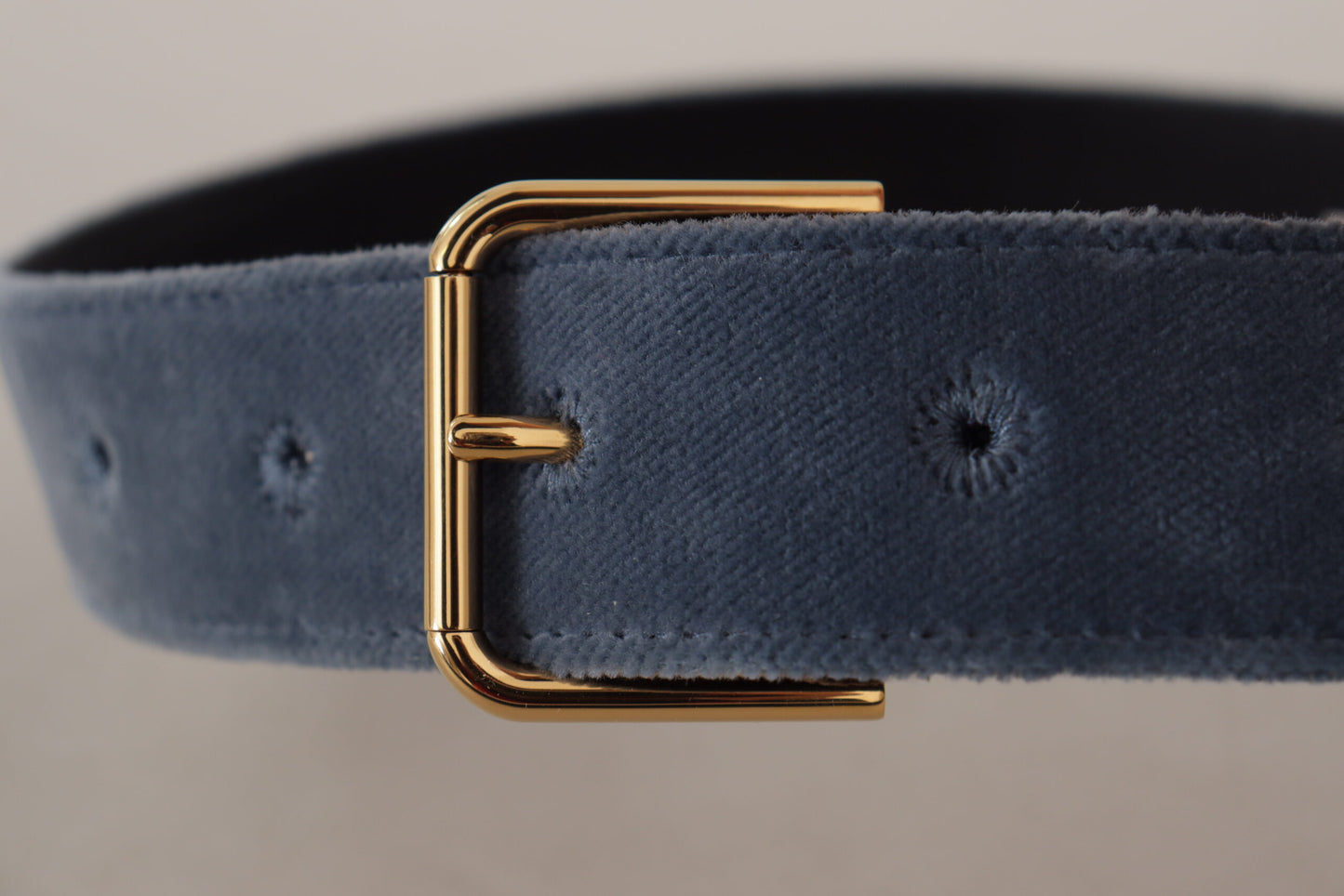 Dolce &amp; Gabbana Marineblauer Samtgürtel mit goldener Metalllogo-Schnalle
