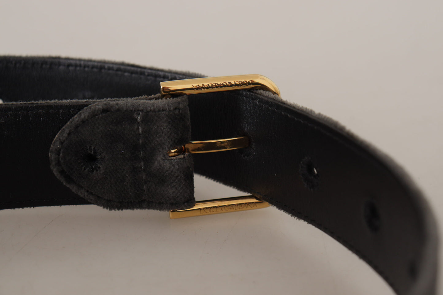 Dolce &amp; Gabbana – Brauner Samtgürtel mit goldfarbener Metallschnalle und Logo