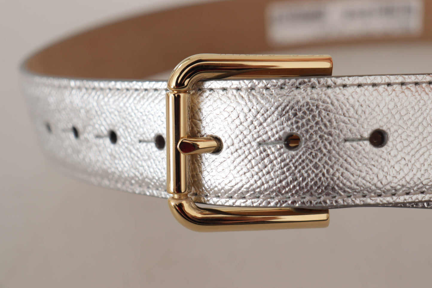 Dolce &amp; Gabbana – Silberner Ledergürtel mit goldfarbener Metallschnalle und Logo