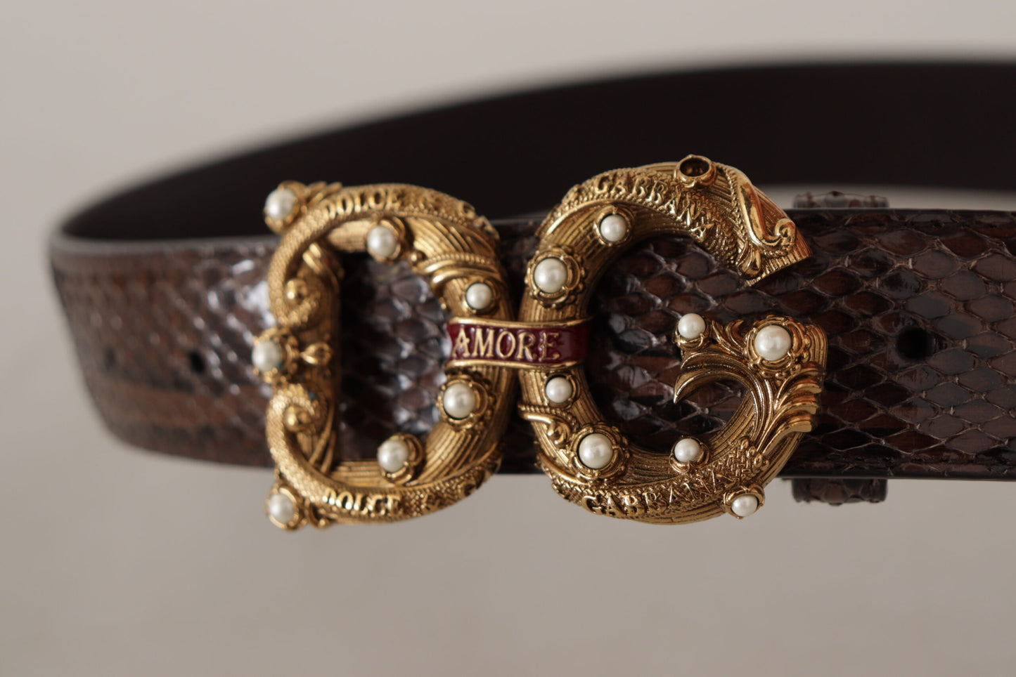 Dolce &amp; Gabbana Brauner Amore-Gürtel aus exotischem Leder mit Animal-Print und Logo-Schnalle