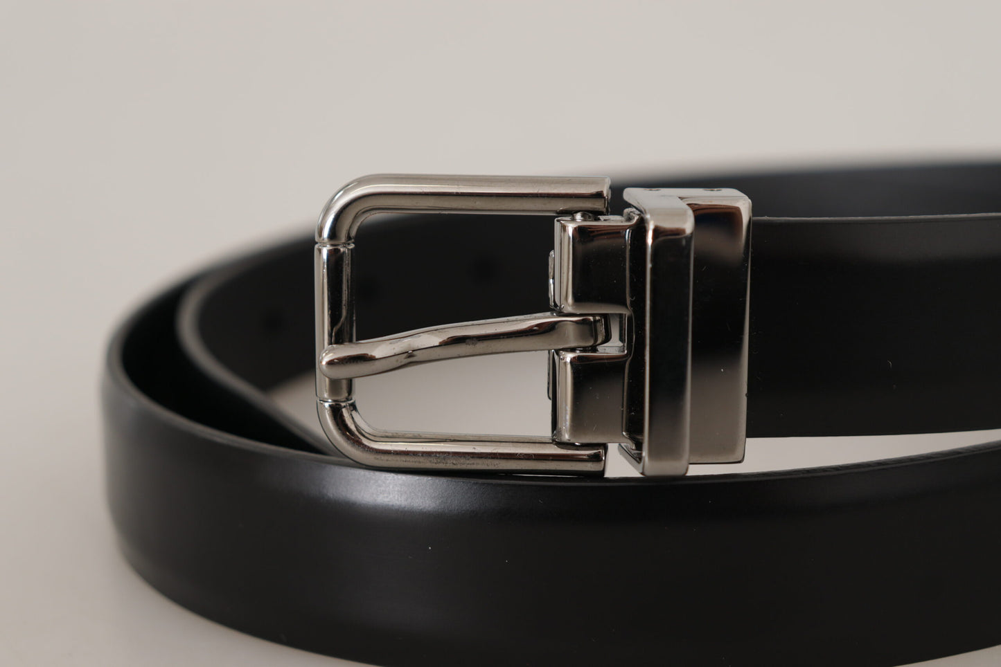 Dolce &amp; Gabbana Black Calf Leather Metal Logo Buckle Belt