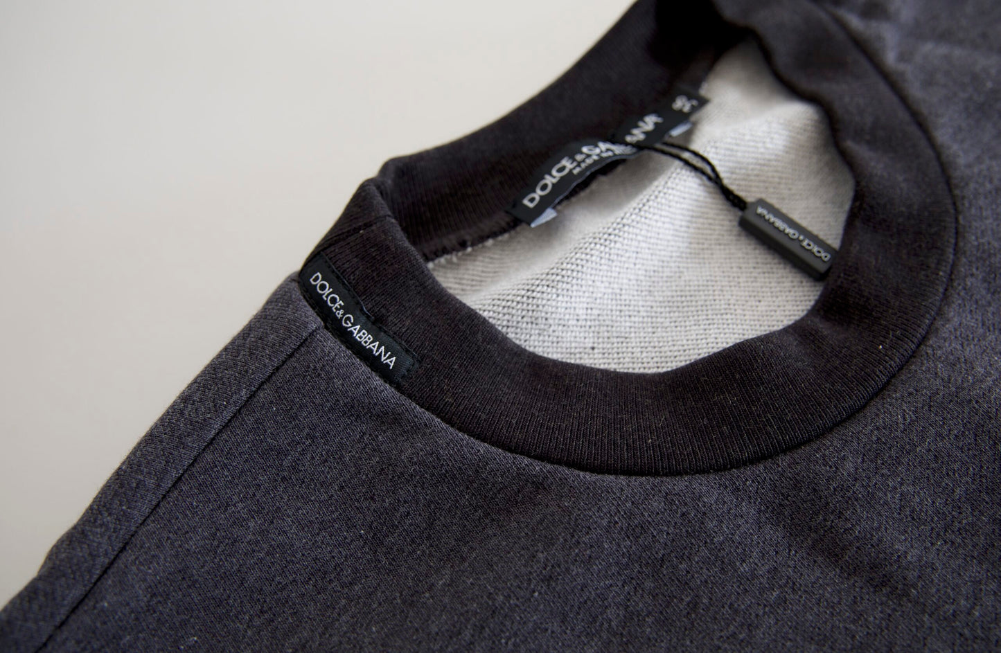 Dolce &amp; Gabbana Pullover mit Rundhalsausschnitt, dunkelgrau