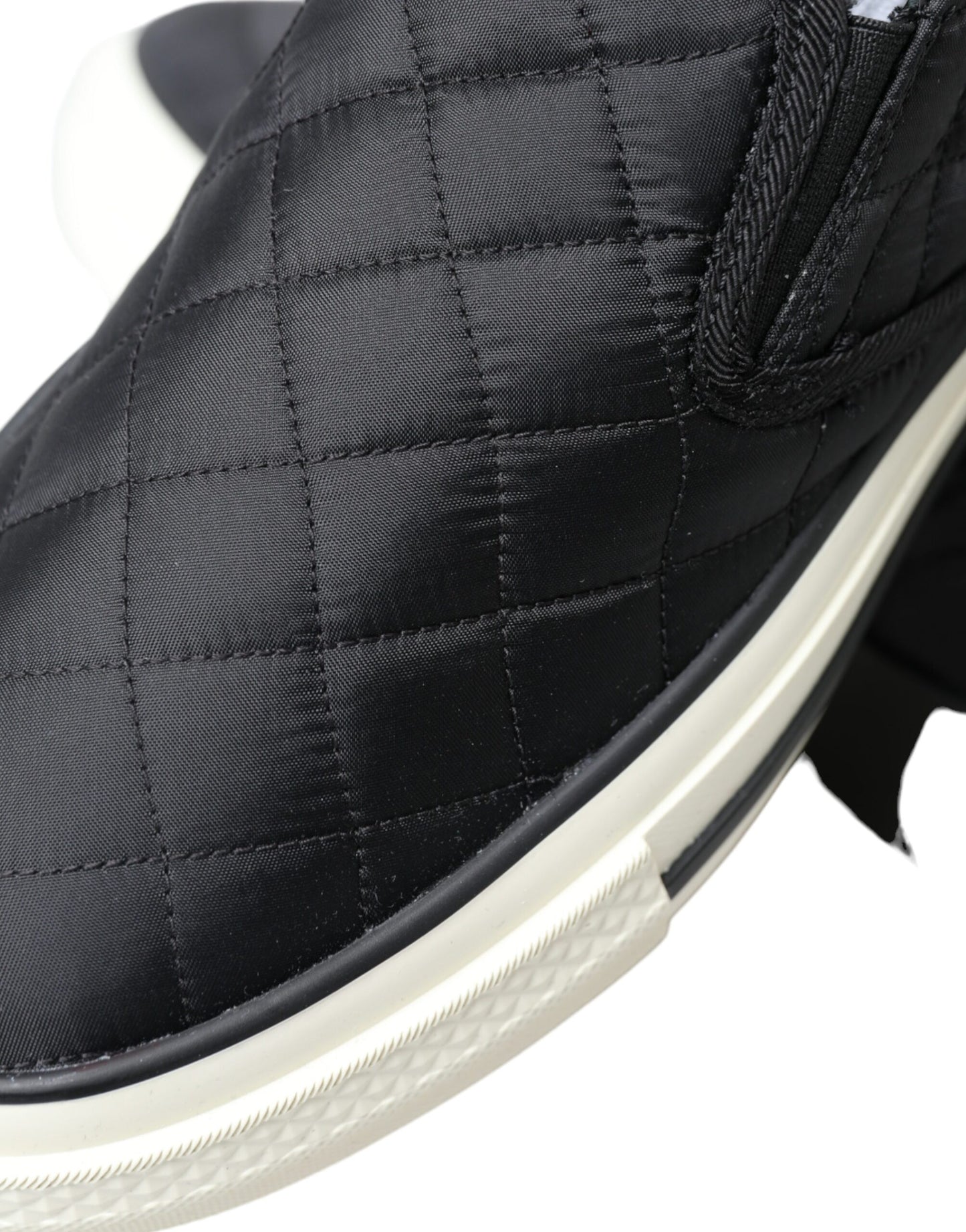 Dolce &amp; Gabbana – Schwarze, gesteppte Slipper mit niedrigem Schaft