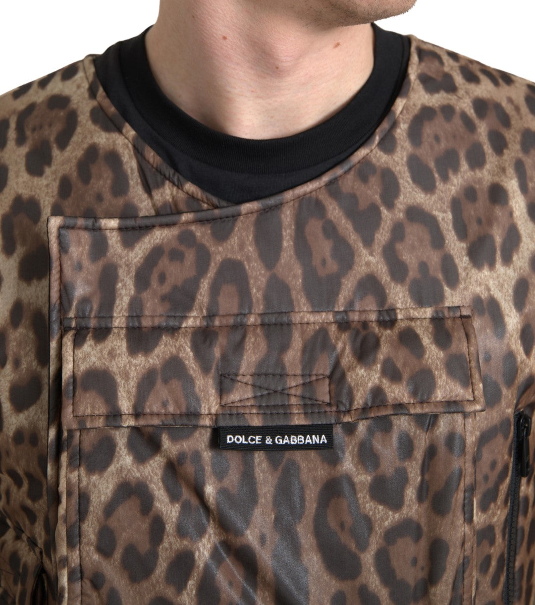 Dolce &amp; Gabbana Braune ärmellose Sportbekleidung aus Seide mit Leopardenmuster