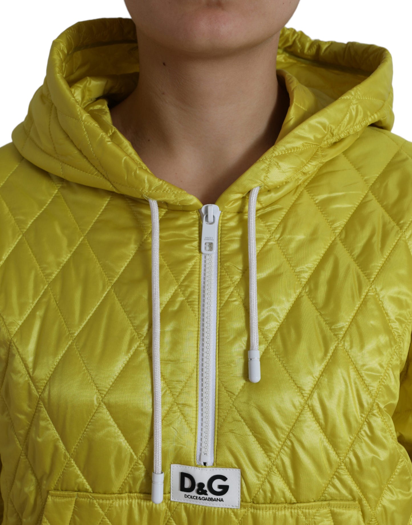 Dolce &amp; Gabbana – Gelbe, gesteppte Pulloverjacke aus Nylon mit Kapuze