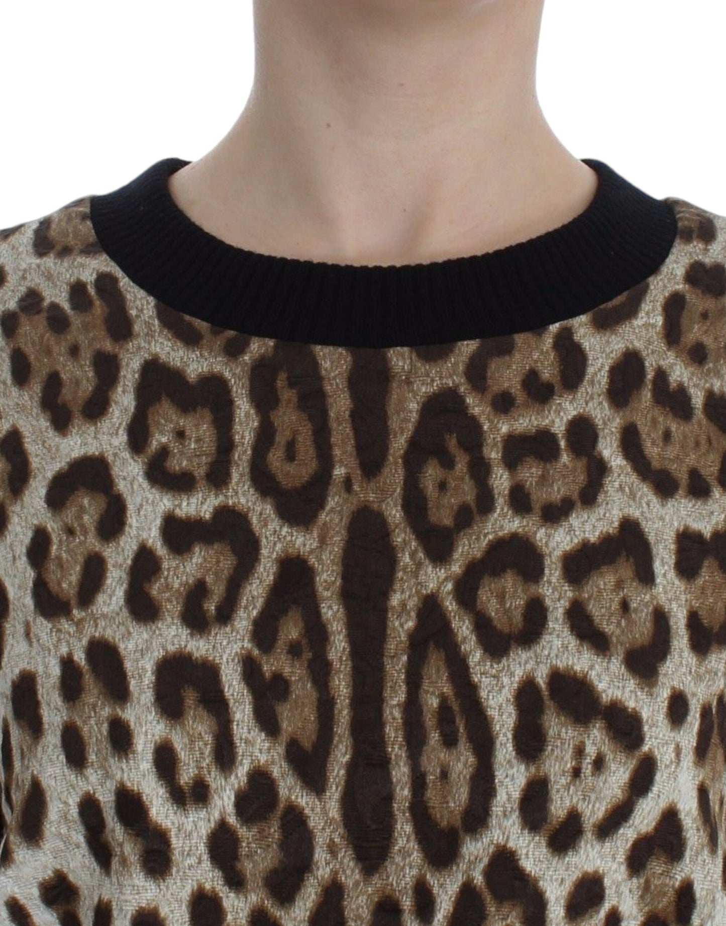 Dolce &amp; Gabbana Kurzer Pullover mit Rundhalsausschnitt und Leopardenmuster