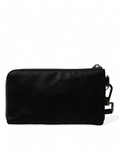 Dolce &amp; Gabbana – Schwarze Clutch aus Nylon mit Schlüsselanhänger und Logo-Plakette