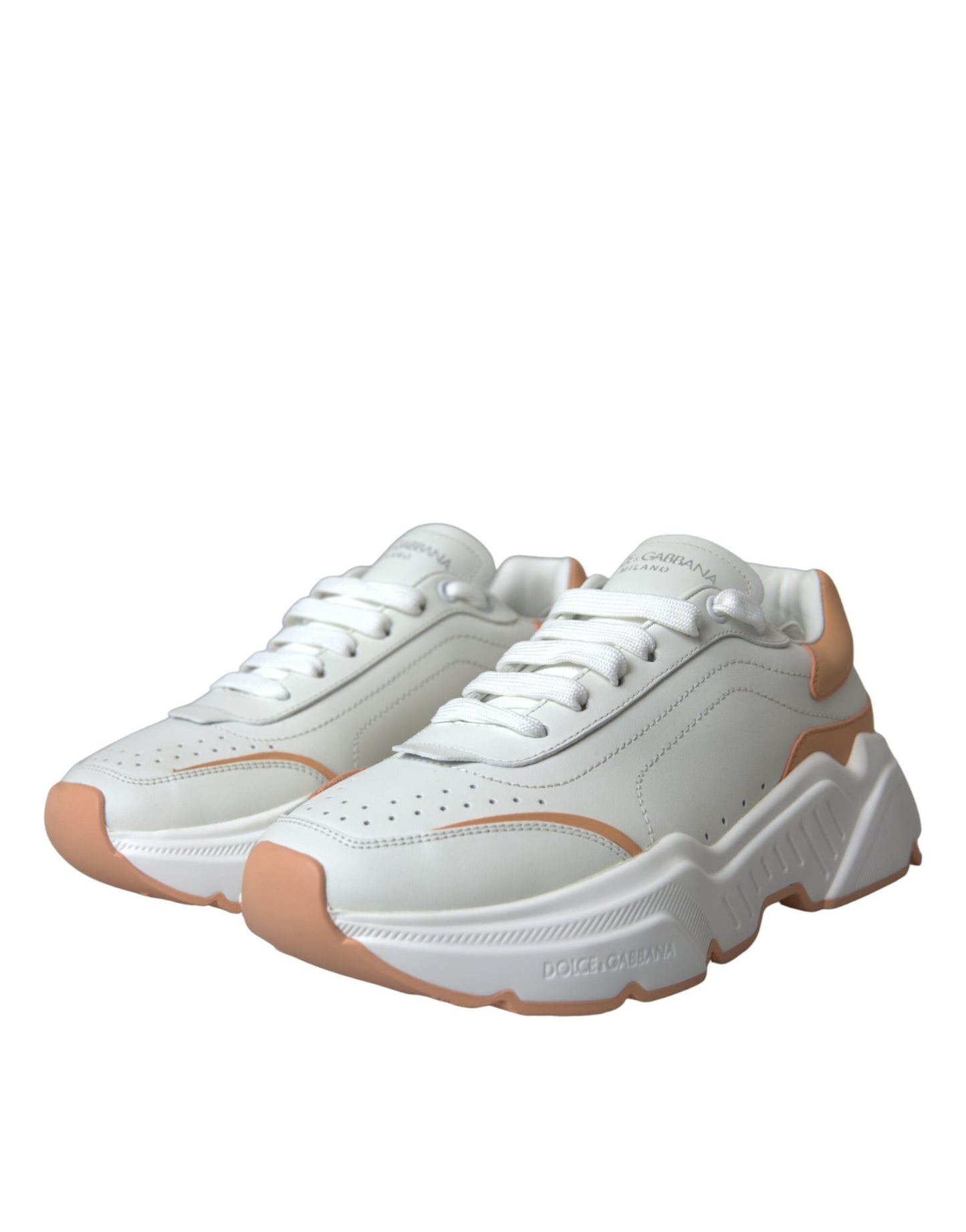 Dolce &amp; Gabbana – Daymaster – Sneaker aus Leder in Weiß und Pfirsich