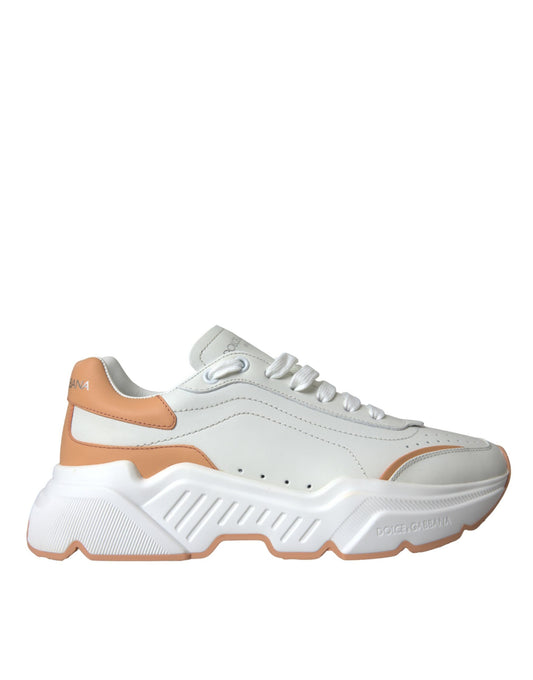 Dolce &amp; Gabbana – Daymaster – Sneaker aus Leder in Weiß und Pfirsich