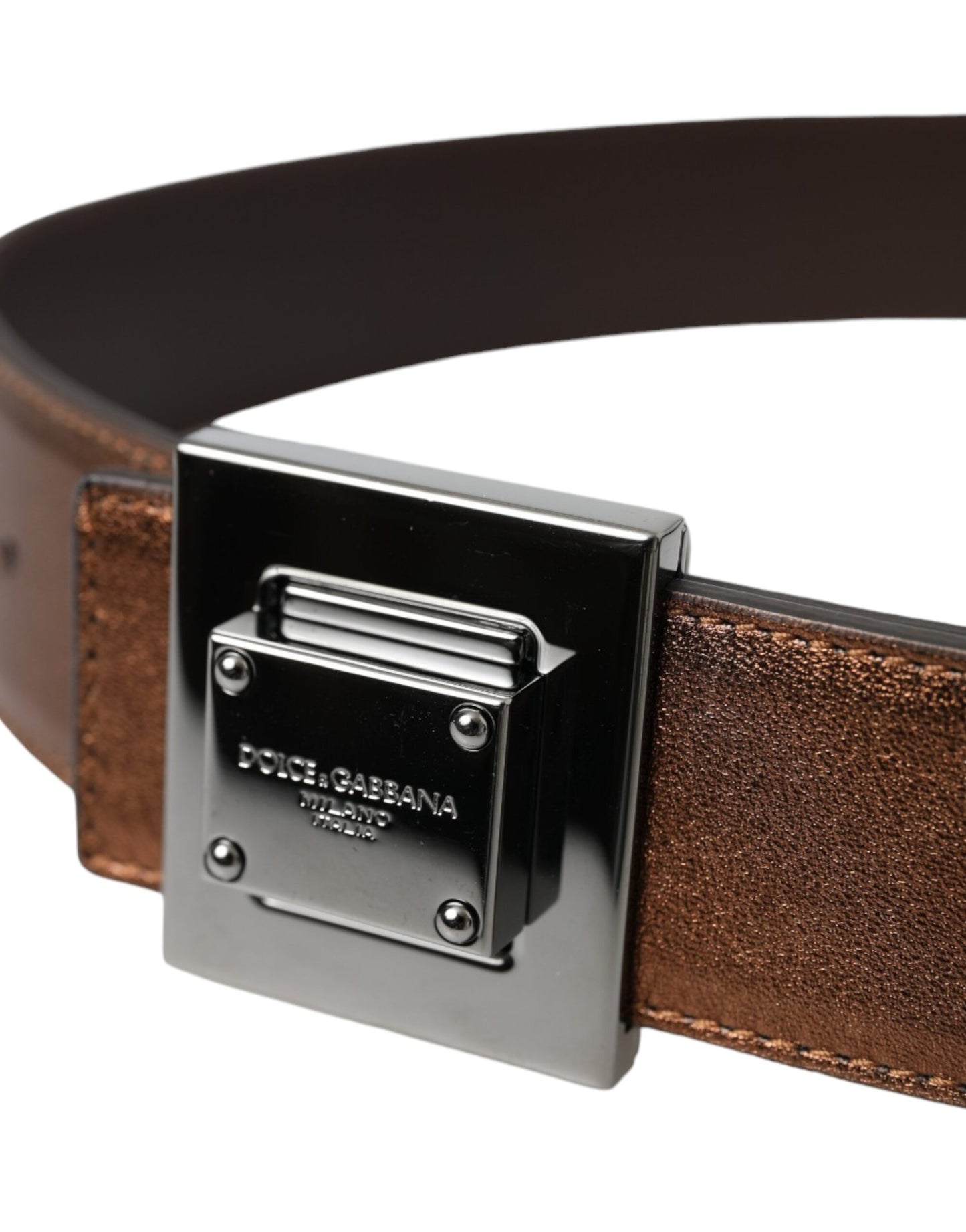 Dolce &amp; Gabbana Gürtel aus metallischem bronzefarbenem Leder mit quadratischer Metallschnalle