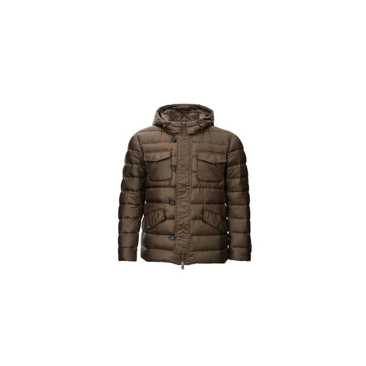 Braune Polyamidjacke hinzufügen