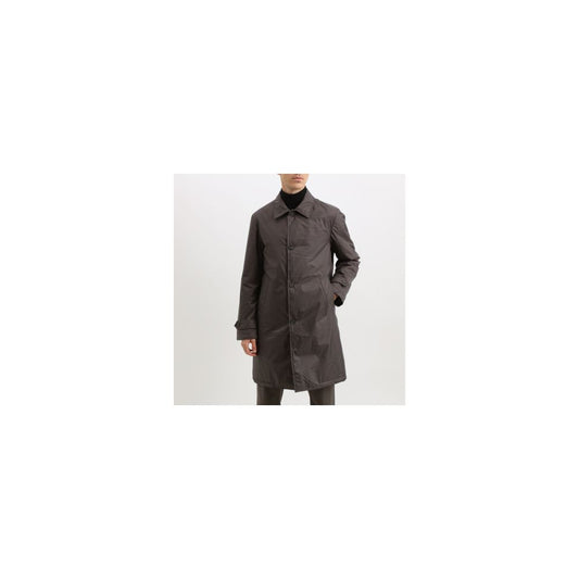 Braune Polyesterjacke hinzufügen