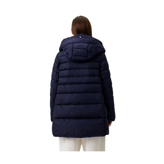 Blaue Nylon-Damenjacke hinzufügen