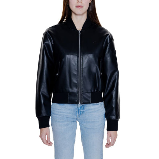 Calvin Klein Jeans – Schwarze Polyethylenjacken und -mäntel