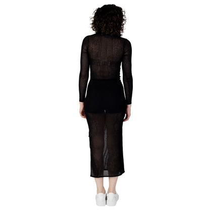 Calvin Klein Jeans – Schwarze Marabou-Lang
